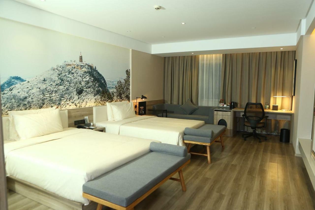 Atour Hotel Nantong Exteriör bild